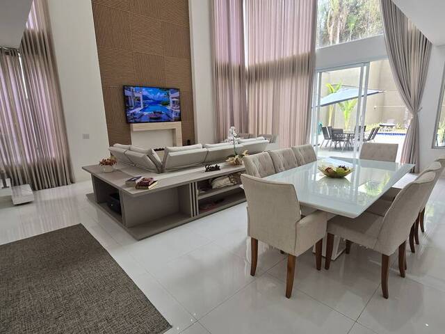 #12 - Casa para Venda em Santana de Parnaíba - SP